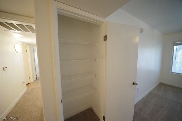 5710 East Tropicana Avenue 2028, Las Vegas, NV 89122