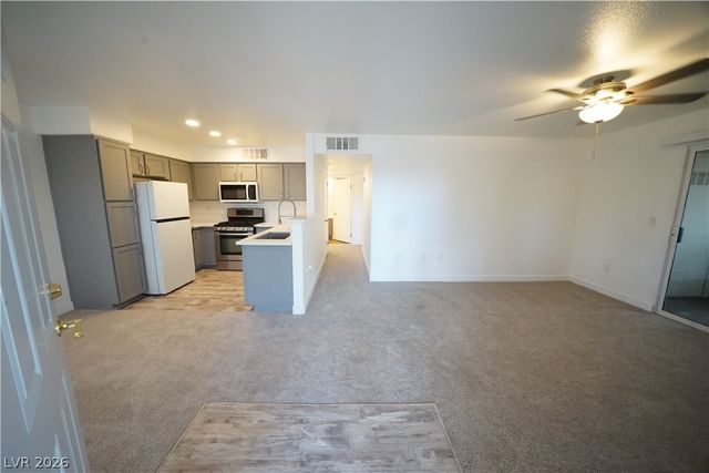 5710 East Tropicana Avenue 2028, Las Vegas, NV 89122