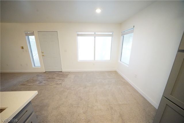 5710 East Tropicana Avenue 2028, Las Vegas, NV 89122