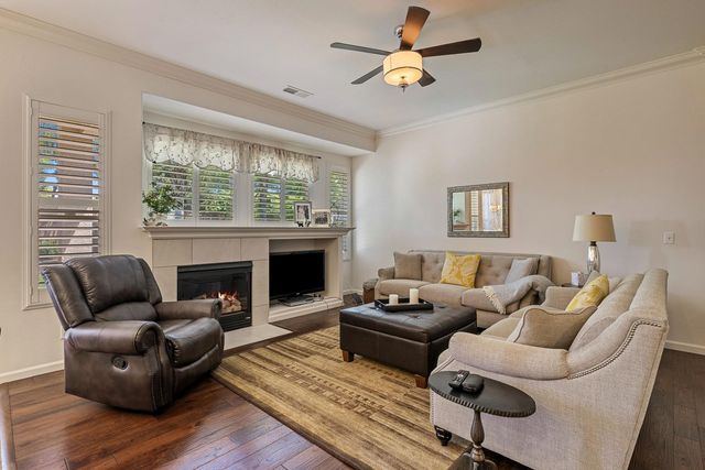 2549 Whiteash Avenue, Clovis, CA 93619