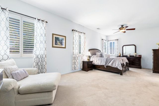 2549 Whiteash Avenue, Clovis, CA 93619