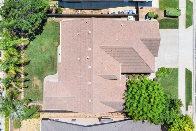 2549 Whiteash Avenue, Clovis, CA 93619