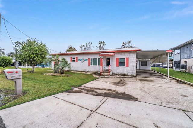 24538 WILD HOG ROAD, Astor, FL 32102