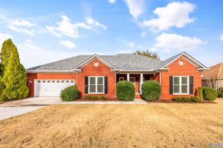 2322 Little Cove Road, Owens Cross Roads, AL 35763