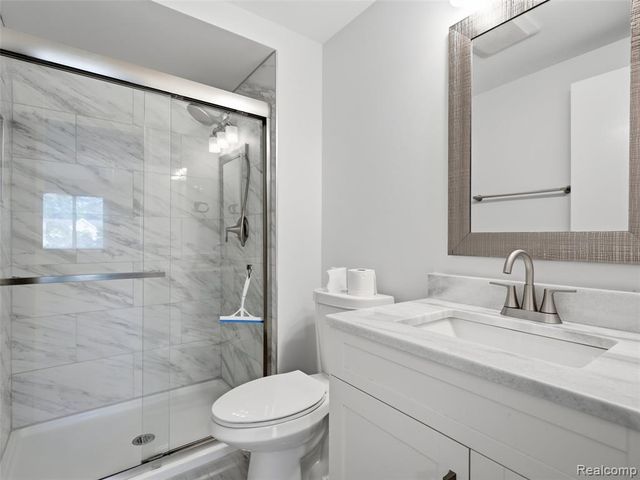 7020 Camelot Drive, Canton, MI 48187