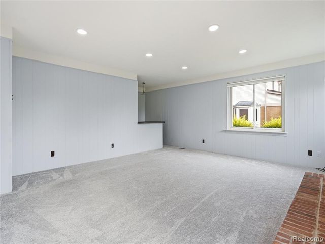 7020 Camelot Drive, Canton, MI 48187
