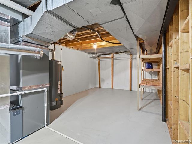 7020 Camelot Drive, Canton, MI 48187