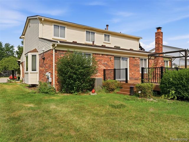 7020 Camelot Drive, Canton, MI 48187