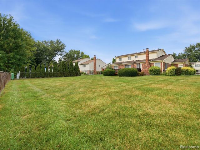 7020 Camelot Drive, Canton, MI 48187