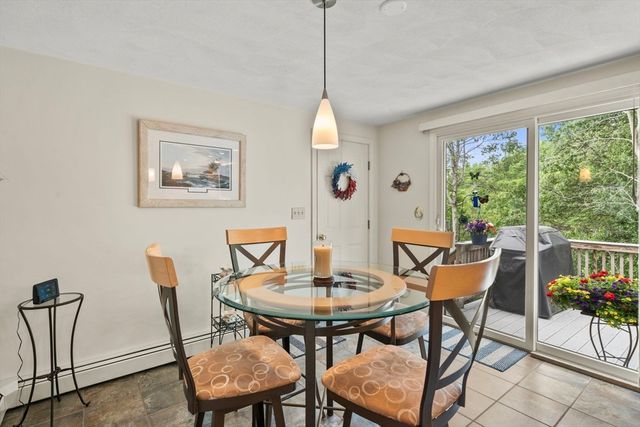 31 Emerald Dr, Lynn, MA 01904