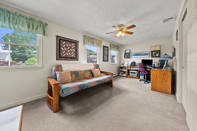 31 Emerald Dr, Lynn, MA 01904