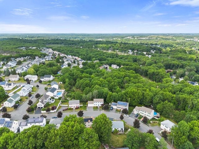 31 Emerald Dr, Lynn, MA 01904