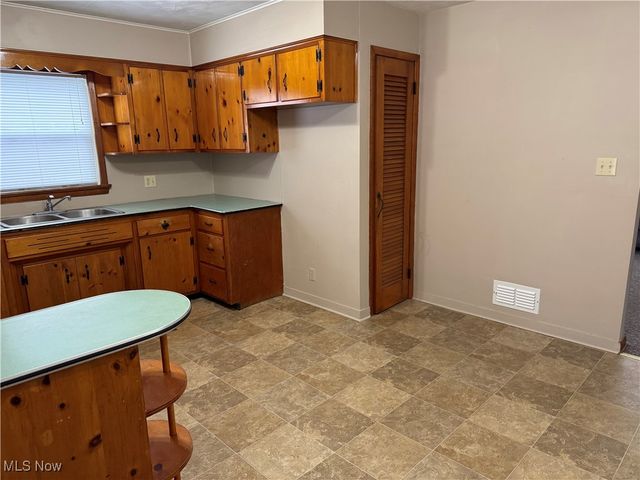 538 Spangler Drive, Zanesville, OH 43701