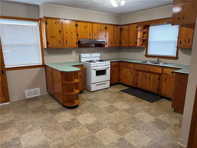 538 Spangler Drive, Zanesville, OH 43701