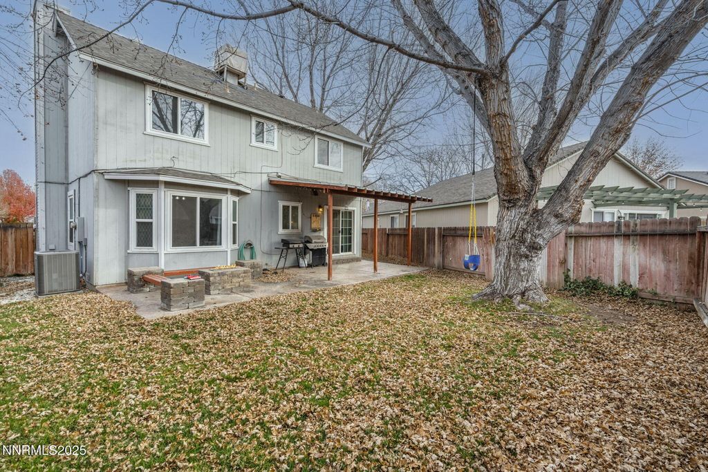 Image 21 of property listing at 1655 Sabatino Drive, Sparks, NV 89434