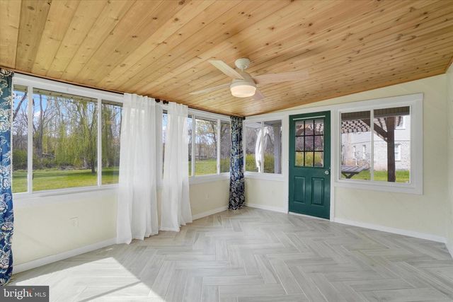 30 FOX RUN, York, PA 17403