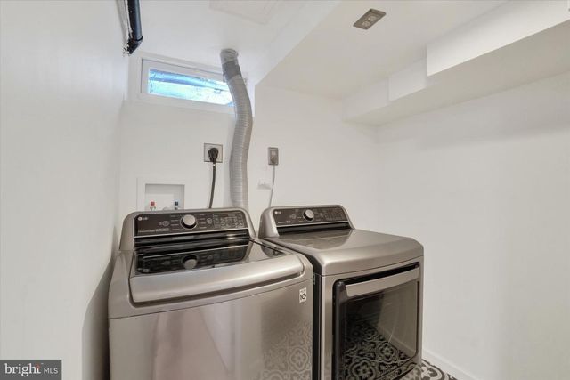 30 FOX RUN, York, PA 17403