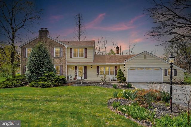 30 FOX RUN, York, PA 17403