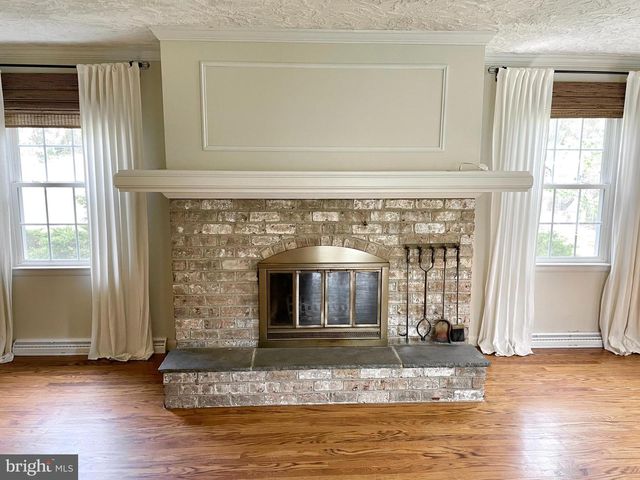 30 FOX RUN, York, PA 17403