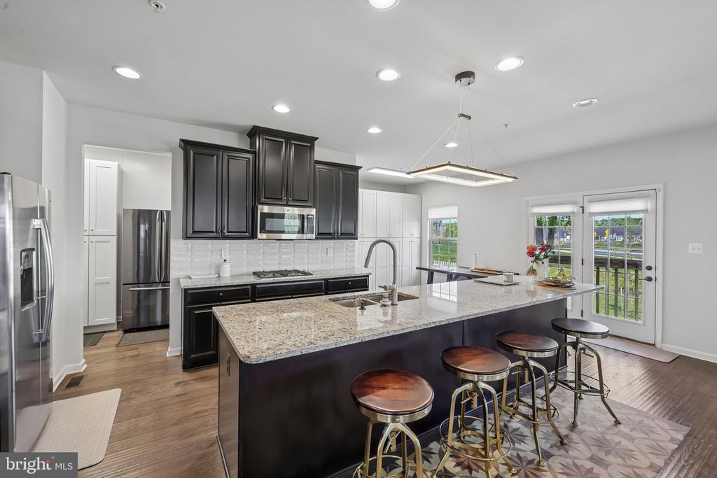 Image 17 of property listing at 10064 HUTZELL ST, Ijamsville, MD 21754