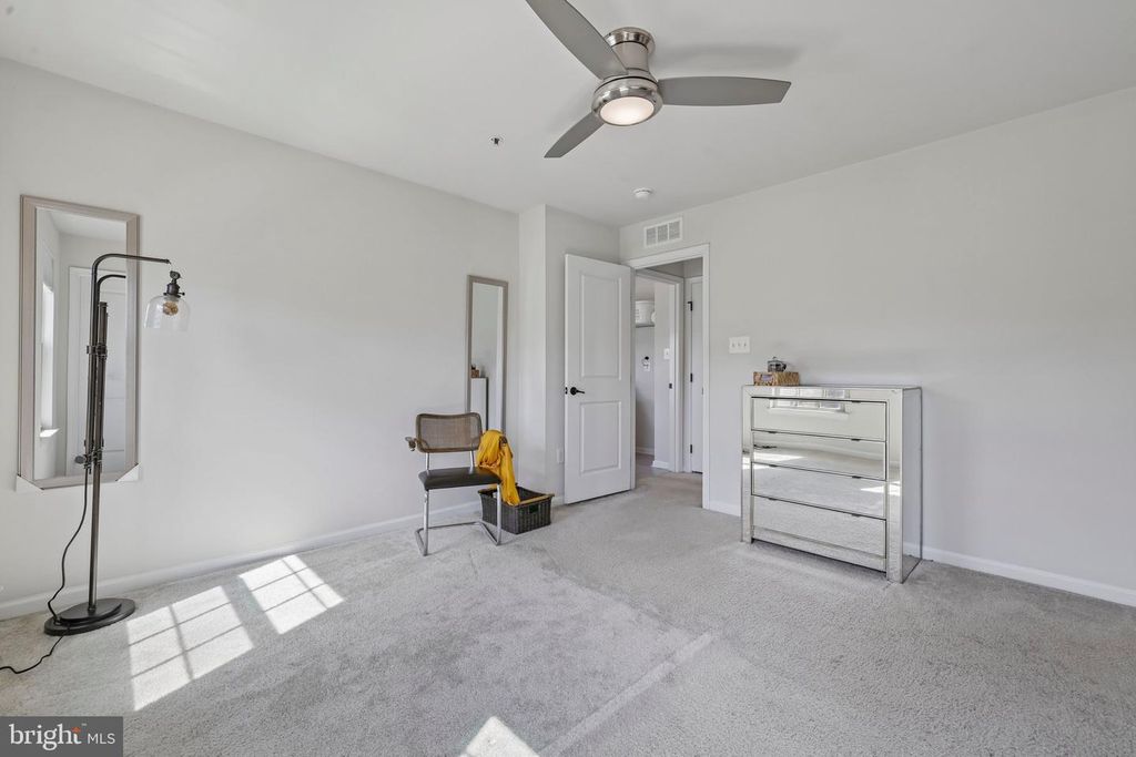 Image 38 of property listing at 10064 HUTZELL ST, Ijamsville, MD 21754