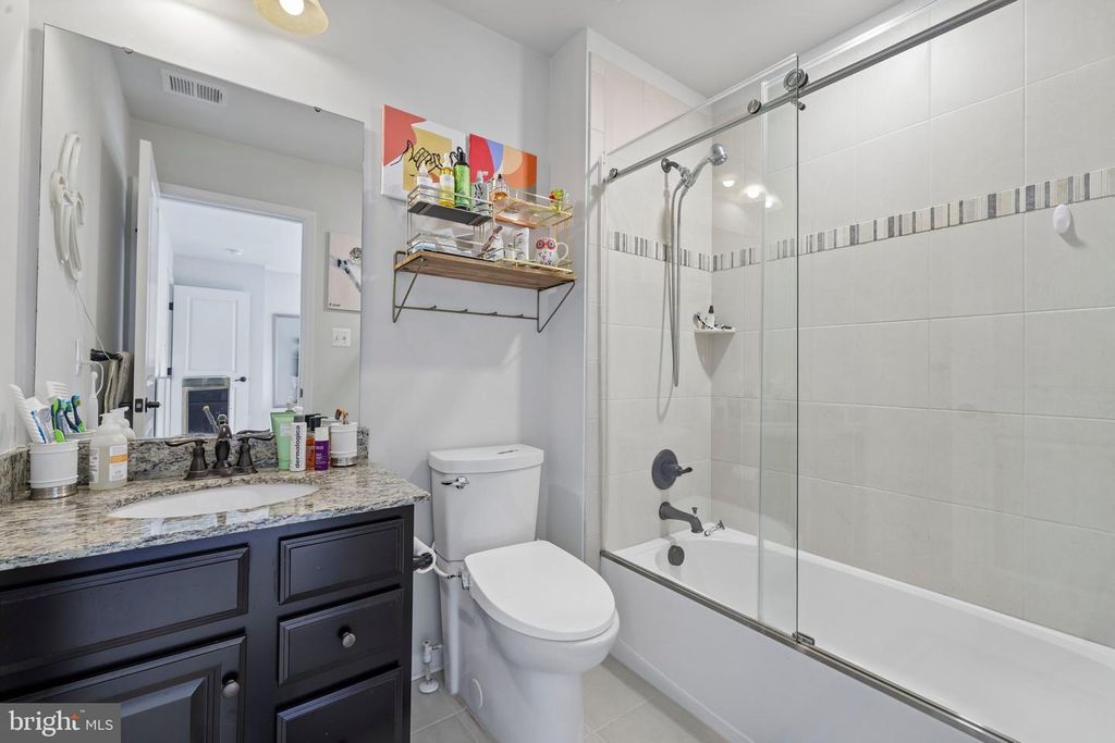 Image 39 of property listing at 10064 HUTZELL ST, Ijamsville, MD 21754