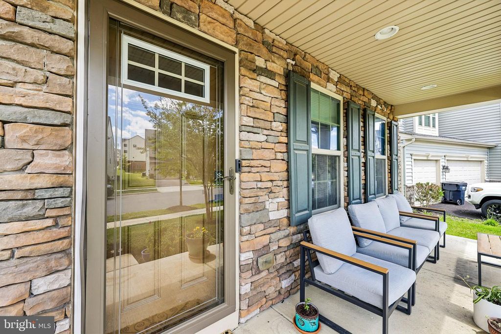 Image 4 of property listing at 10064 HUTZELL ST, Ijamsville, MD 21754
