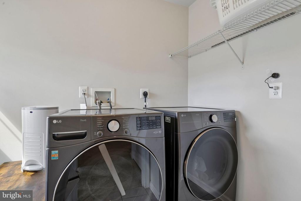 Image 40 of property listing at 10064 HUTZELL ST, Ijamsville, MD 21754