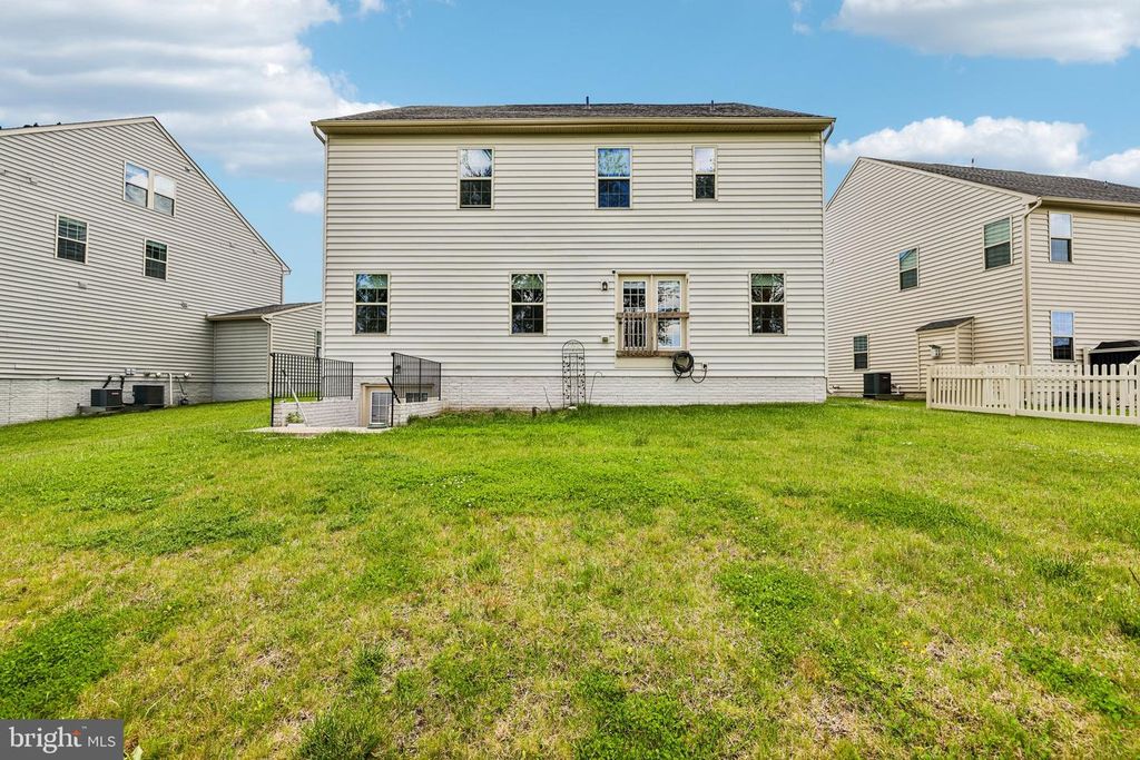 Image 52 of property listing at 10064 HUTZELL ST, Ijamsville, MD 21754