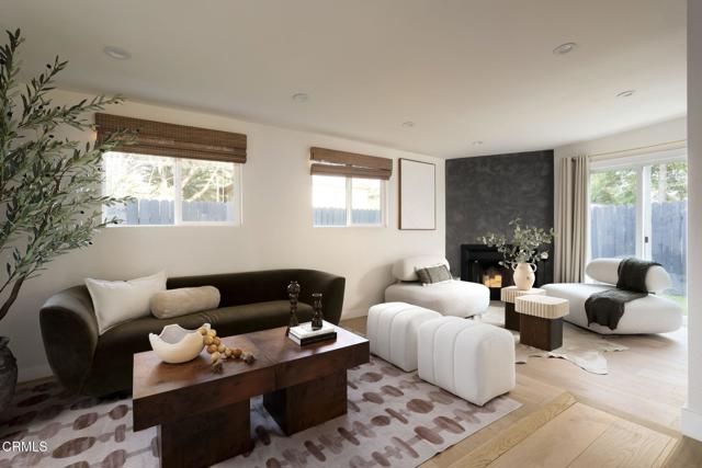 950 N Summit Avenue, Pasadena, CA 91103