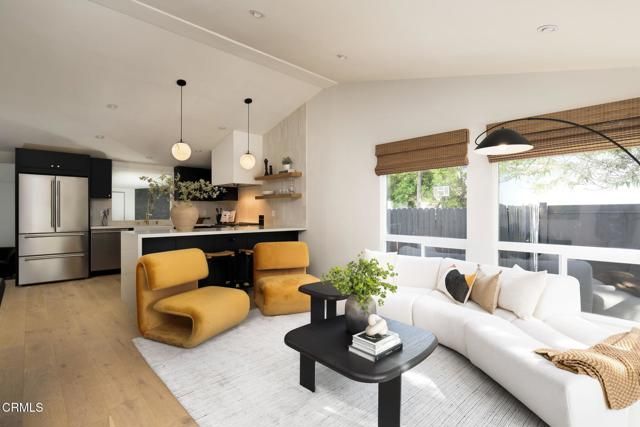 950 N Summit Avenue, Pasadena, CA 91103