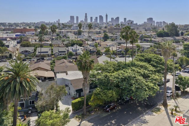 128 S Hoover Street, Los Angeles, CA 90004