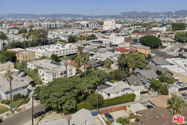128 S Hoover Street, Los Angeles, CA 90004