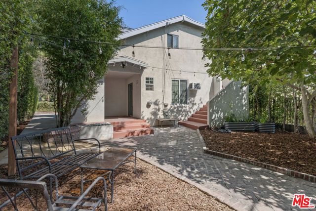 128 S Hoover Street, Los Angeles, CA 90004