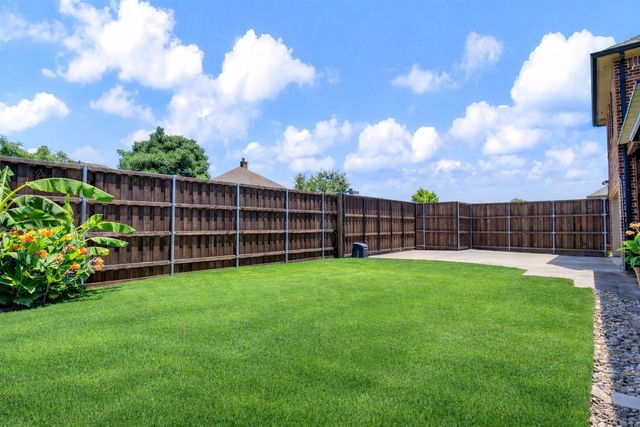 1402 White Water Lane, Rockwall, TX 75087