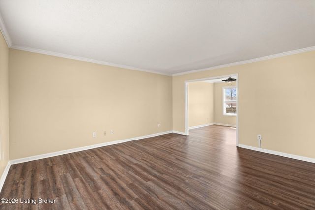 10900 Nagel Ct, Louisville, KY 40241