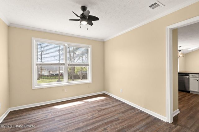 10900 Nagel Ct, Louisville, KY 40241