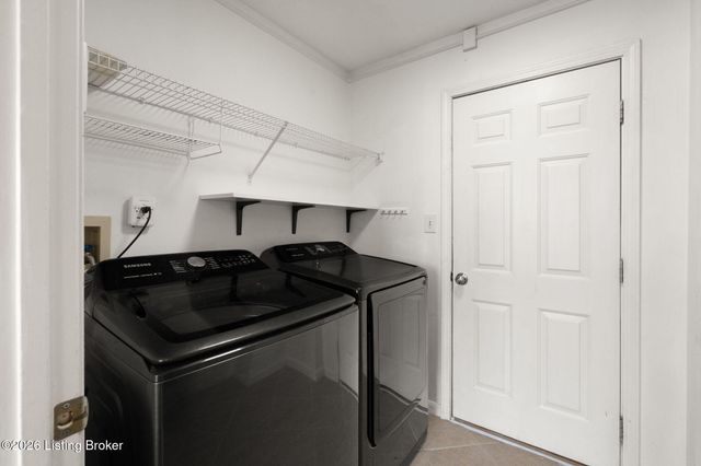 10900 Nagel Ct, Louisville, KY 40241