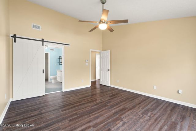 10900 Nagel Ct, Louisville, KY 40241