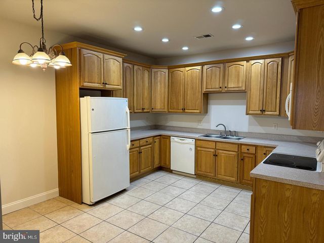 18738 MESA TER, Hagerstown, MD 21742