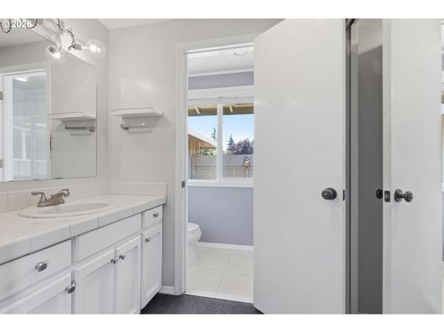 11618 Se MCGILLIVRAY Blvd, Vancouver, WA 98683