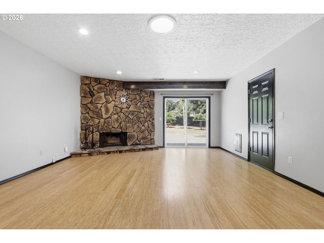 11618 Se MCGILLIVRAY Blvd, Vancouver, WA 98683