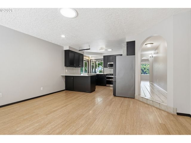 11618 Se MCGILLIVRAY Blvd, Vancouver, WA 98683