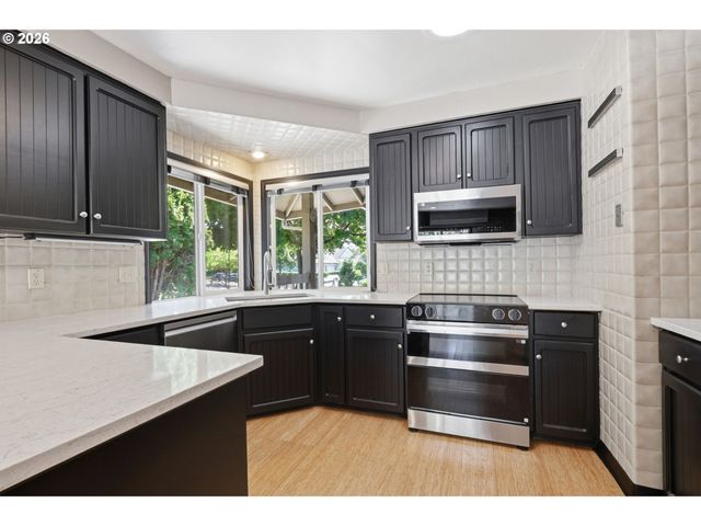 11618 Se MCGILLIVRAY Blvd, Vancouver, WA 98683