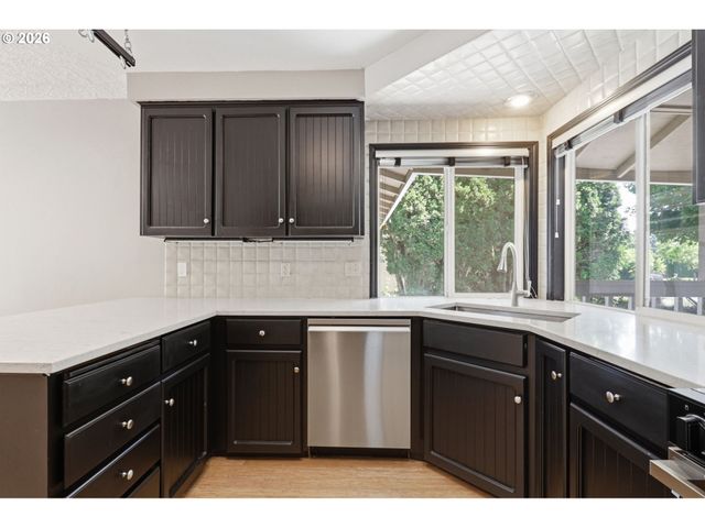 11618 Se MCGILLIVRAY Blvd, Vancouver, WA 98683