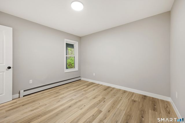 35 Lilly Street, Waterbury, CT 06708