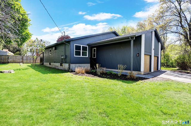 35 Lilly Street, Waterbury, CT 06708