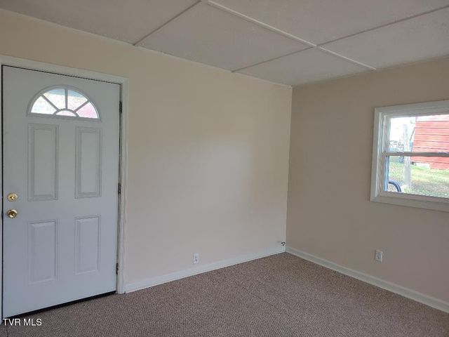 2805 East 6th Avenue, Big Stone Gap, VA 24219