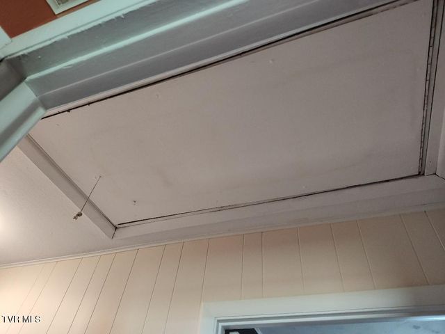 2805 East 6th Avenue, Big Stone Gap, VA 24219