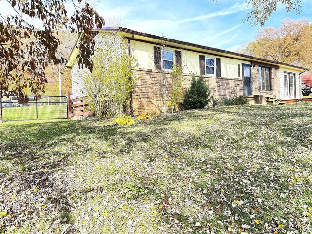 2805 East 6th Avenue, Big Stone Gap, VA 24219